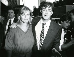 Paul & Linda McCartney 1984 NY.jpg